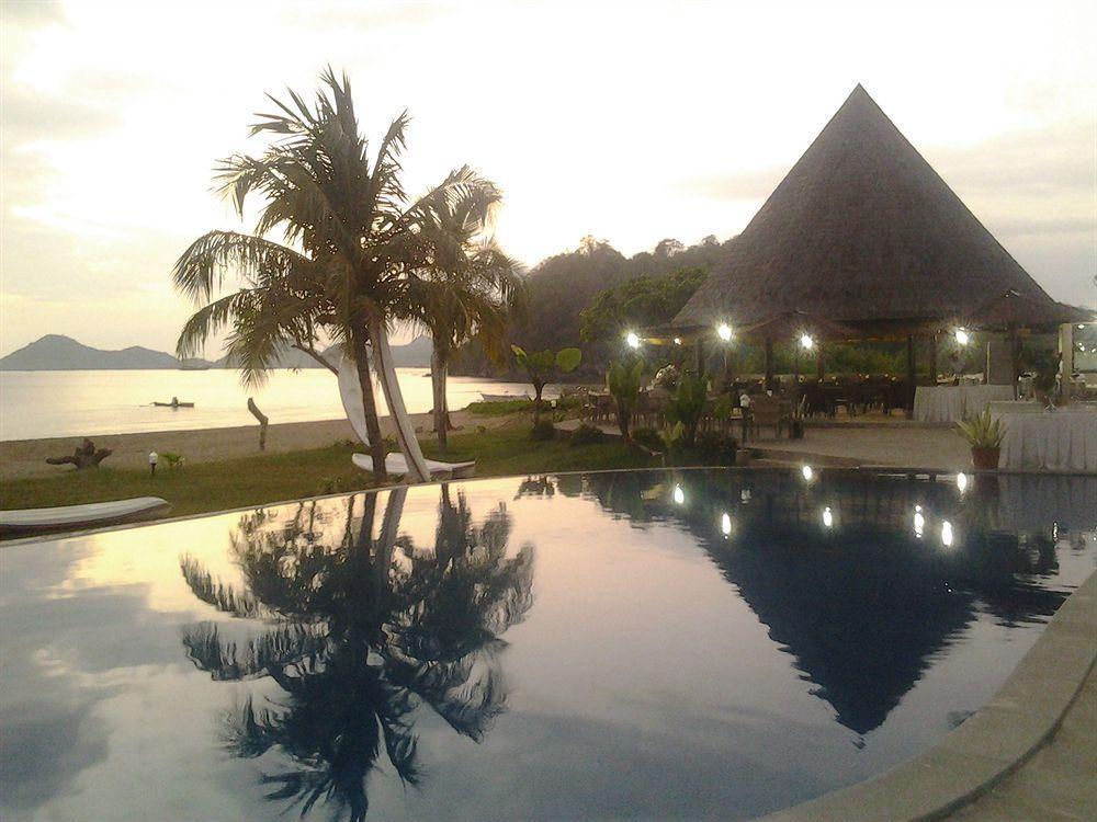 Luwansa Beach Resort Лабуан-Баджо Екстер'єр фото