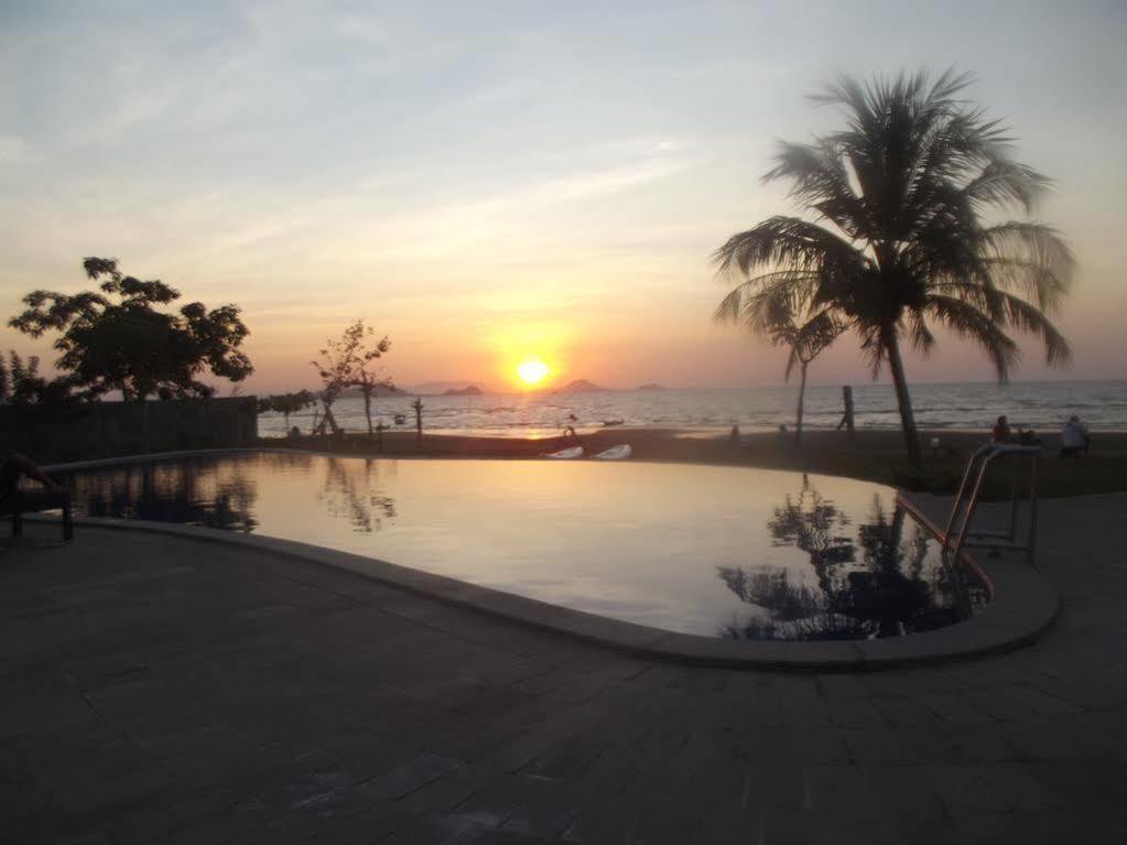 Luwansa Beach Resort Лабуан-Баджо Екстер'єр фото